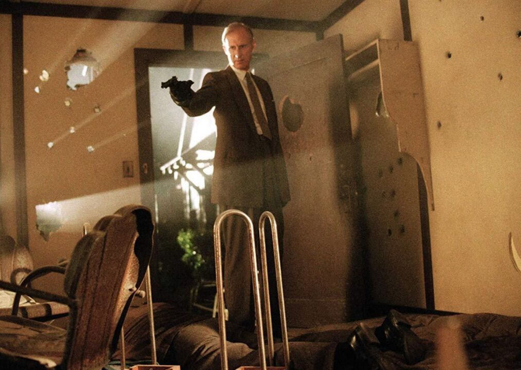 #83. L.A. Confidential (1997)